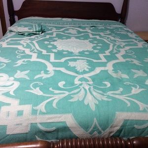 Full Bedspread W/ Shams Barbedo Seaglass NEW